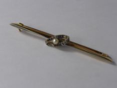 A 9 ct Gold and Platinum Sapphire, Diamond and Seed Pearl Bar Brooch, 1 x 3 mm pearl, 8 x 1.2