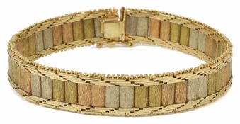 THIS LOT IS WITHDRAWN