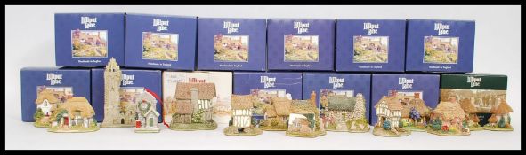 LILLIPUT LANE: A collection of 13x (mostly blue box) small Lilliput Lane ceramic cottages,
