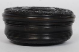 A good French 18th century pressed horn tortoiseshell snuffbox, circa 1760.