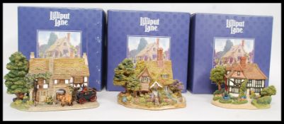 LILLIPUT LANE: A collection of Lilliput Lane ceramic cottages,