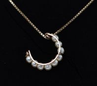 A 9ct gold ladies box linked necklace chain being stamped to the clasp 375. Total weight 4.