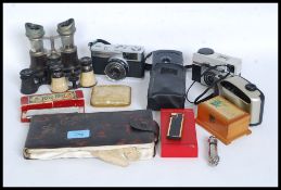 A dealers lot to include a Rob Roy Harp Harmonica by Hohner, lucite cigarette case,