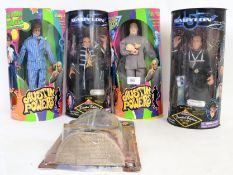 ACTION FIGURES: A collection of 5x assorted boxed / carded action figures to include 2x Austin