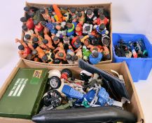 ACTION MAN; A HUGE collection of 1990's Action Man figures,