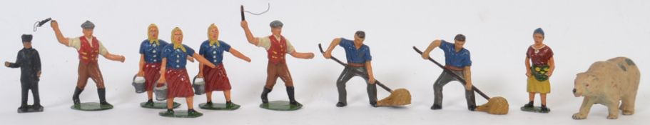 LEAD FIGURES; A collection of 10x assorted lead figures - most are most likely Timpo Farm Series,