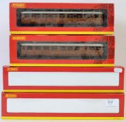 HORNBY; A collection of 4x Hornby 00 Gauge boxed railway trainset carriages - R4172A, R4173,