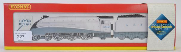 HORNBY; An original Hornby R2246 ' Quicksilver ' railway trainset Limited Edition locomotive,