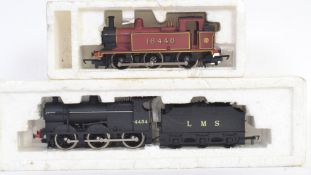 00 GAUGE: Two 00 gauge railway trainset locomotives - the first a Hornby R052 16440 locomotive,
