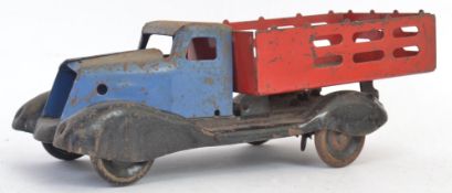 TINPLATE: A c1930's tinplate clockwork pickup toy truck, no makers mark,