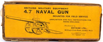 BRITAINS: An early Britains metal Military Equipment 4.7