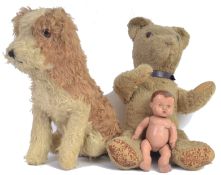 TEDDY BEARS: A collection of stuffed toys / teddy bears to include a 1950's brown bear (called