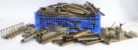 MARKLIN: A large quantity of original Marklin tinplate HO gauge railway trainset track,