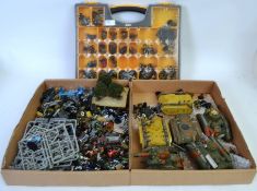 WARHAMMER: A collection of assorted Warhammer figures and accessories - both metal and plastic - to