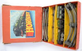 HORNBY 0 GAUGE: An original vintage Hornby 0 gauge railway trainset, Goods Set No.