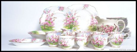 Royal Albert - A Royal Albert part tea service in the Blossom pattern RD No799933,