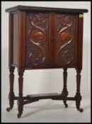 An Edwardian mahogany side cabinet / cupboard,