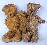 BEARS: A collection of 3x teddy bears, the largest being 70cm tall.