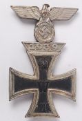 A Second World War era WWII Nazi Third Reich iron cross medal, first class, with bar.