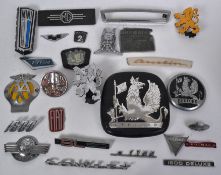 CAR BADGES: A good assortment of vintage transport / classic car related badges and emblems to