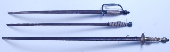 SWORDS: A collection of 3x antique /early 20th century swords / bayonets. Each AF.