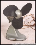 A fantastic vintage industrial 1950`s GEC streamline desk fan with 8