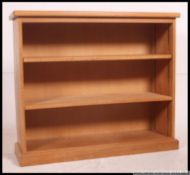 A good quality chunk oak contemporary op