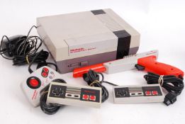 NINTENDO NES: An original Nintendo NES g