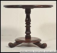 An late 19th / early 20th century Victorian / Edwardian mahogany circular occasional pedestal table,