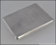A silver and nude pictorial calling card case L10cm 170g