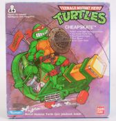 TEENAGE MUTANT NINJA TURTLES: An original vintage retro Playmates made Teenage Mutant Hero Turtles