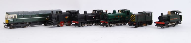 00 GAUGE: A collection of 6x assorted 00 gauge railway trainset locomotives - mostly Hornby,