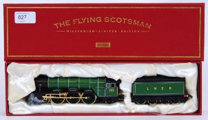 LIMITED EDITION FLYING SCOTSMAN: A rare Hornby Limited Edition 00 gauge railway trainset Flying