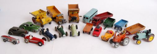 DINKY: A collection of 20x assorted vintage loose Dinky diecast model cars,