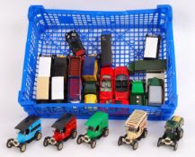 CORGI CLASSICS: A collection of assorted loose unboxed diecast model vans (mostly advertising).