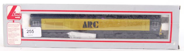 LIMA: An original vintage Lima Model Railways H0 / 00 Gauge railway trainset locomotive 204839A6