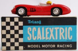 SCALEXTRIC: An original vintage Scalextric Aston Martin racing car MM / C57.