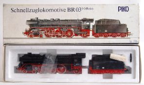 PIKO: A Piko H0 gauge locomotive BR-03. Appears to be unused, within the original slipcase box.