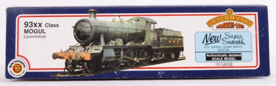 BACHMANN: An original Bachmann railways 00 gauge railway trainset locomotive 31-801 GWR Green 9319
