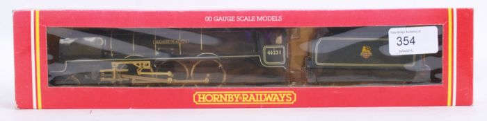 HORNBY: An original vintage Hornby 00 gauge railway trainset locomotive,