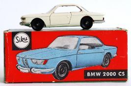 SIKU: A rare 1:95 scale Siku diecast model BMW 2000 CS car. V266. Mint, in a near mint original box.
