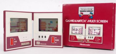 NINTENDO GAME & WATCH;