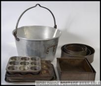 A vintage mid century preserve ( Jam ) p