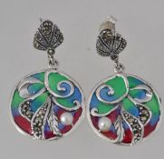 A pair of 925 silver pique a jour penda