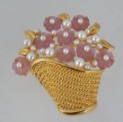 A good vintage yellow metal Napier brooc