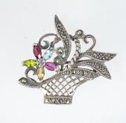A vintage 925 silver brooch pin in the f