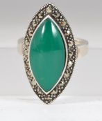 A925 silver dress ring with central jade
