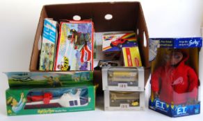 TOYS & GAMES: A mixed lot of assorted to