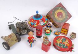 TINPLATE: A good selection of vintage ti
