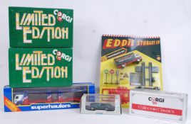 DIECAST: A collection of boxed diecast t